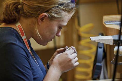 2018 bench jeweler workshop